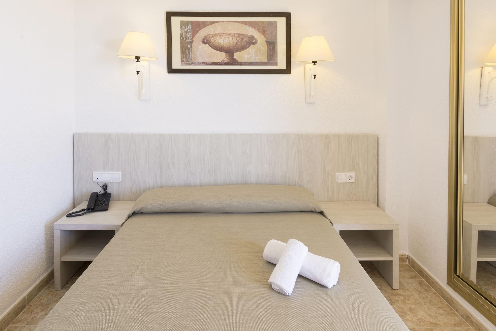 Hsm Canarios Park Calas de Mallorca Exterior photo